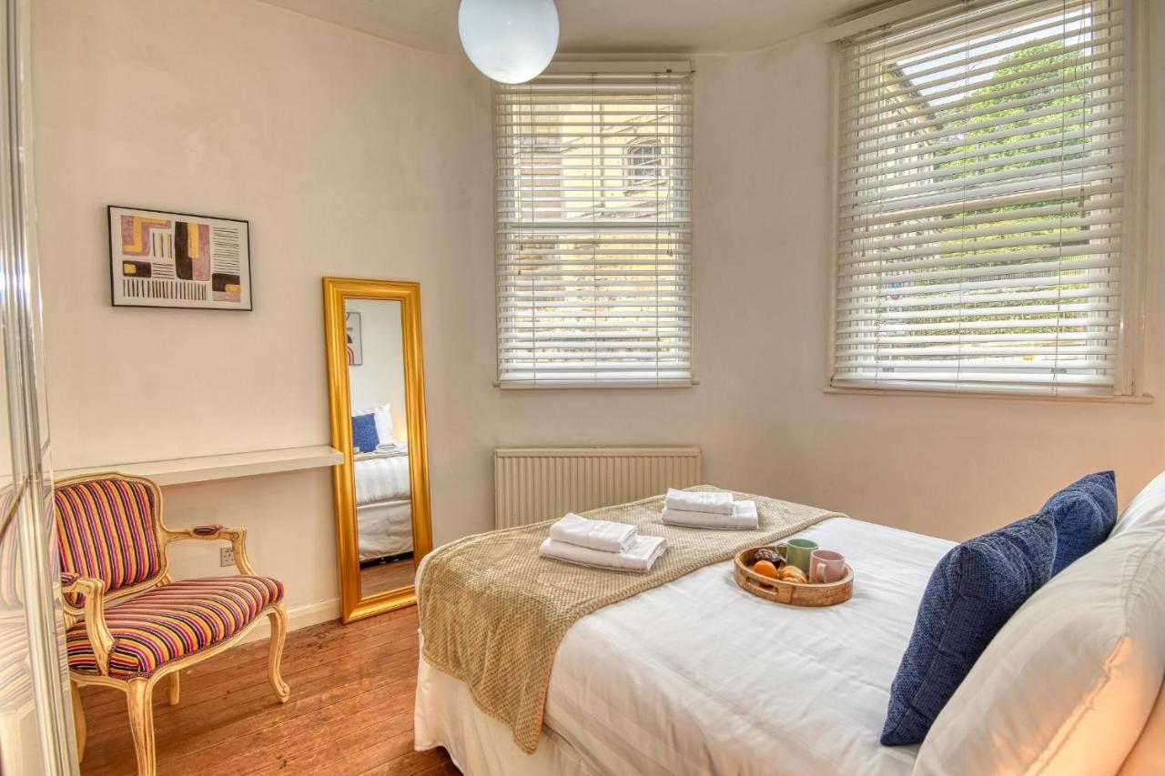 2 Bedroom In Centre With Garden & Free Parking Bath